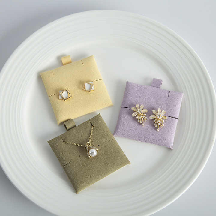 Custom paper and velvet jewelry packaging box